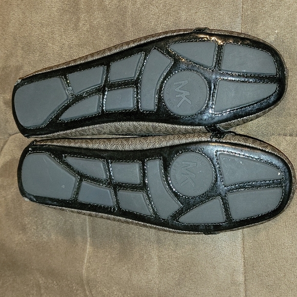 Michael Kors Flats - Picture 5 of 6